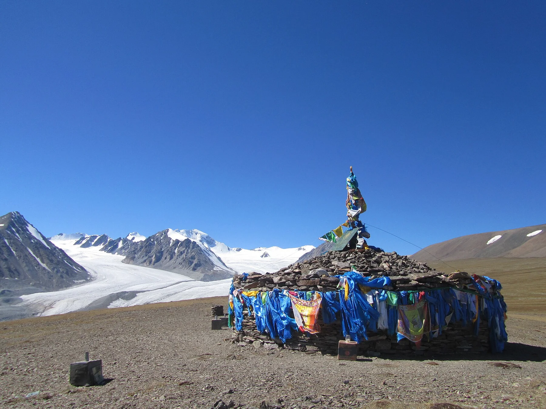 Tavan Bogd - view 9
